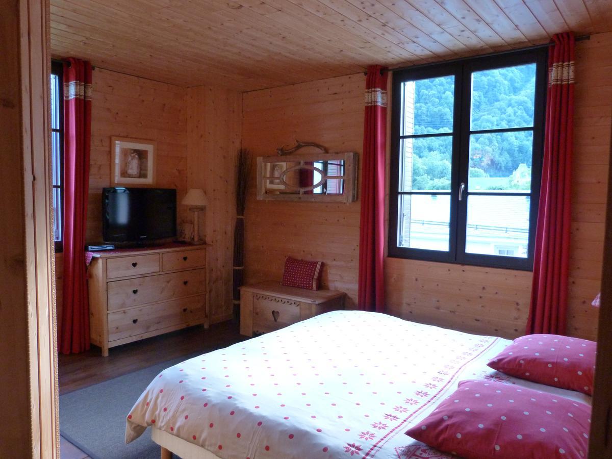 B & B Au Dela Du Temps Saint-Mamet Екстериор снимка