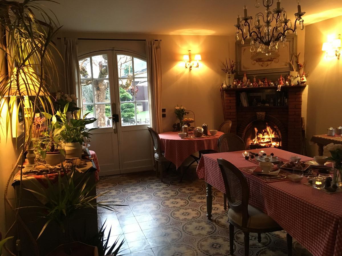 B & B Au Dela Du Temps Saint-Mamet Екстериор снимка