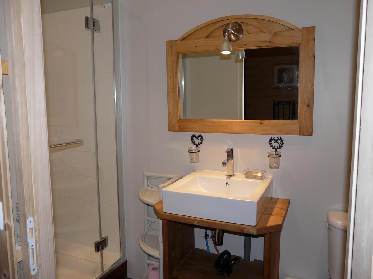 B & B Au Dela Du Temps Saint-Mamet Екстериор снимка